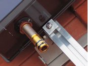 Kolektory s�oneczne - monta� w pigu�ce